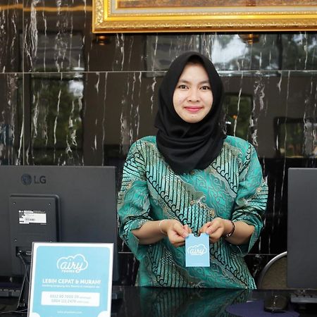 Airy Syariah Mistar Cokrokusumo 29A Banjarbaru Exteriör bild