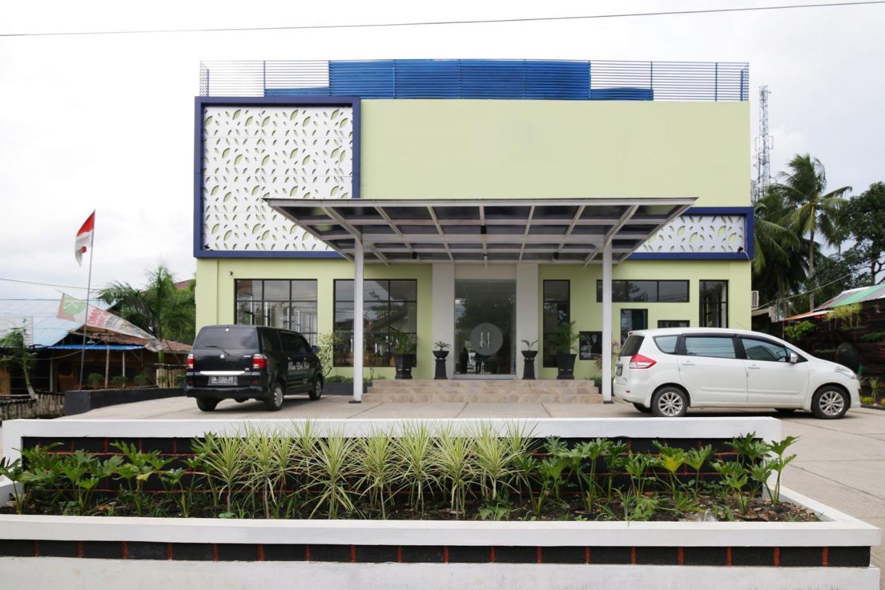 Airy Syariah Mistar Cokrokusumo 29A Banjarbaru Exteriör bild